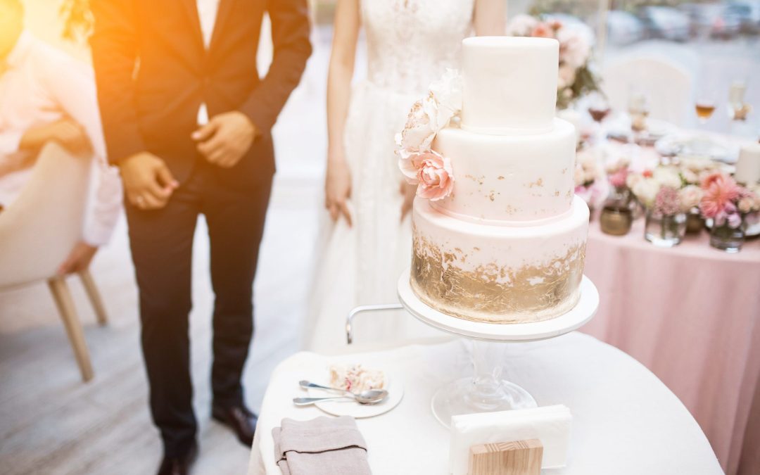Pourquoi choisir un gâteau de baptême sur mesure (et pas un gâteau “standard”) ?